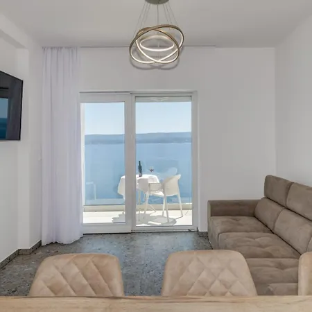 Deluxe Seaview Kennedy Iii *