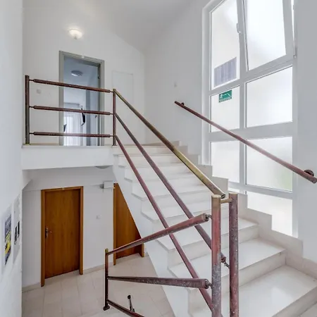Apartment Deluxe Seaview Kennedy Iii Mimice