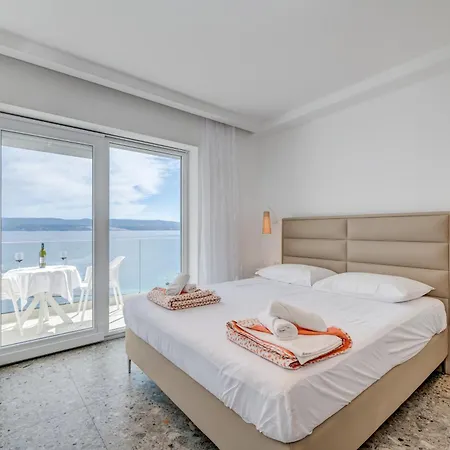 Deluxe Seaview Kennedy Iii *