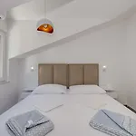 Deluxe Seaview Kennedy Iii Appartement
