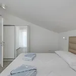 Deluxe Seaview Kennedy Iii