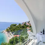 Deluxe Seaview Kennedy Iii *