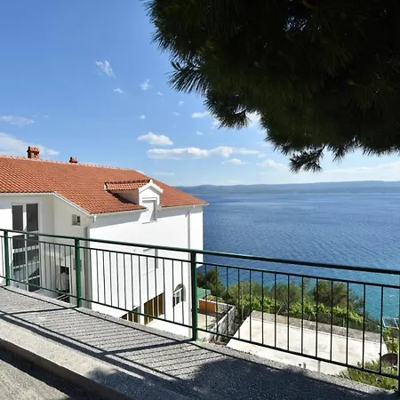 Deluxe Seaview Kennedy Iii Daire Mimice