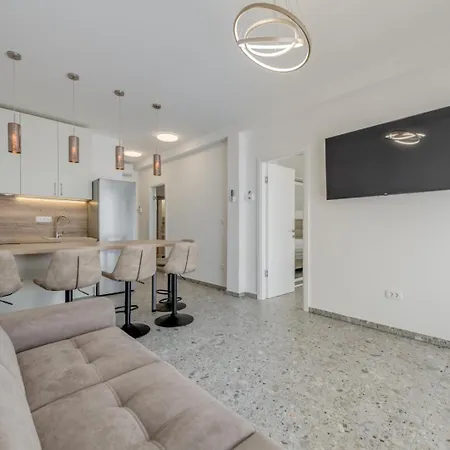 Deluxe Seaview Kennedy Iii Apartamento Mimice