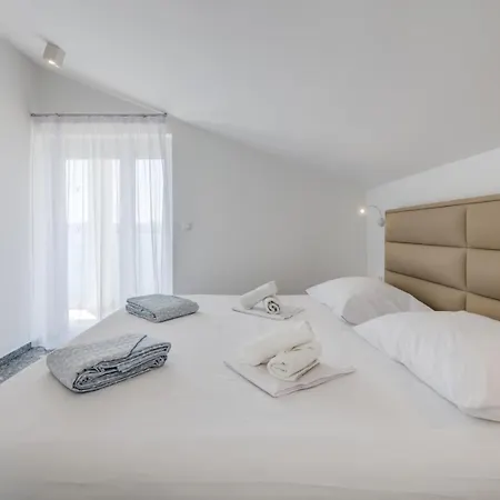 Daire Deluxe Seaview Kennedy Iii Mimice