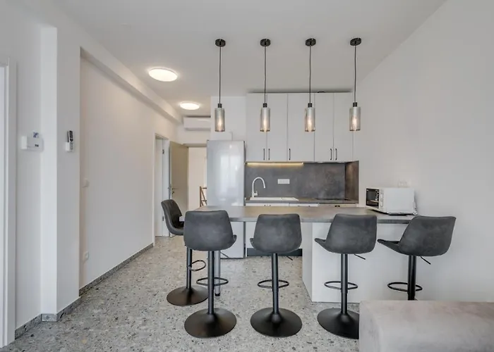 Deluxe Seaview Kennedy Iii Appartement Mimice