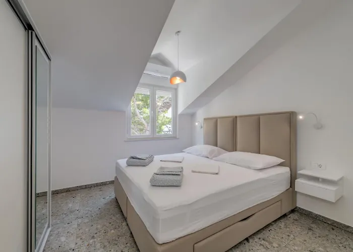 Deluxe Seaview Kennedy Iii Appartement Mimice