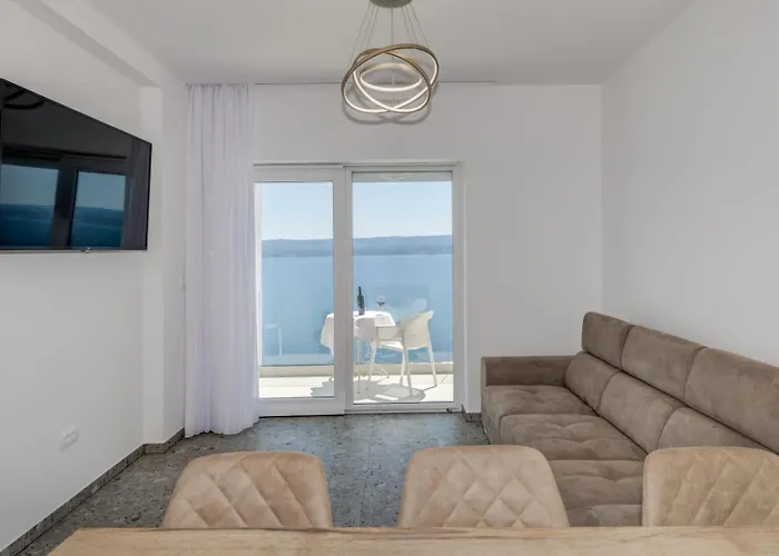 Deluxe Seaview Kennedy Iii *