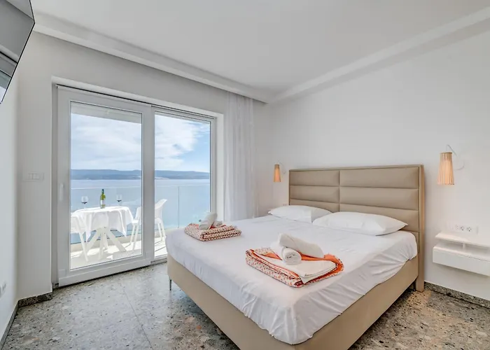 Deluxe Seaview Kennedy Iii *